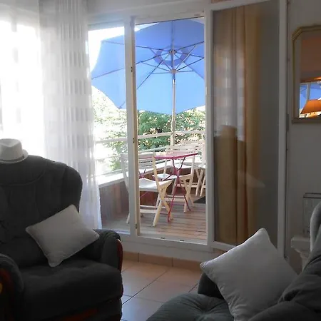 Eugenie Apartment *